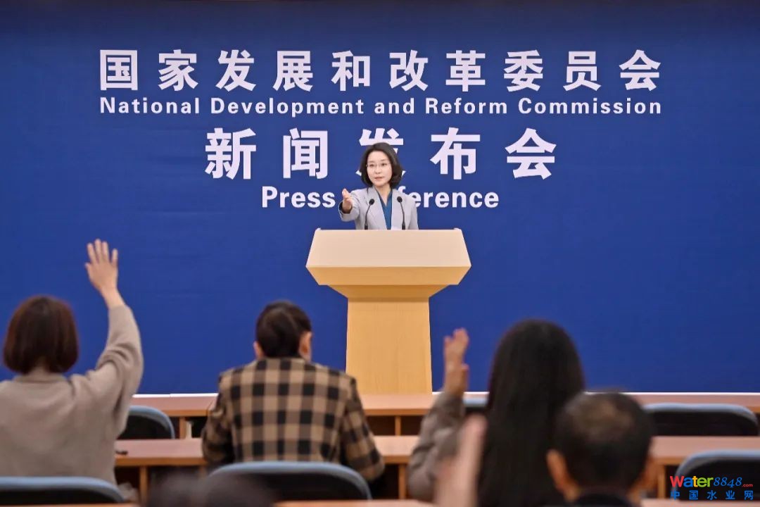 1703038075226627.jpg 640.jpg